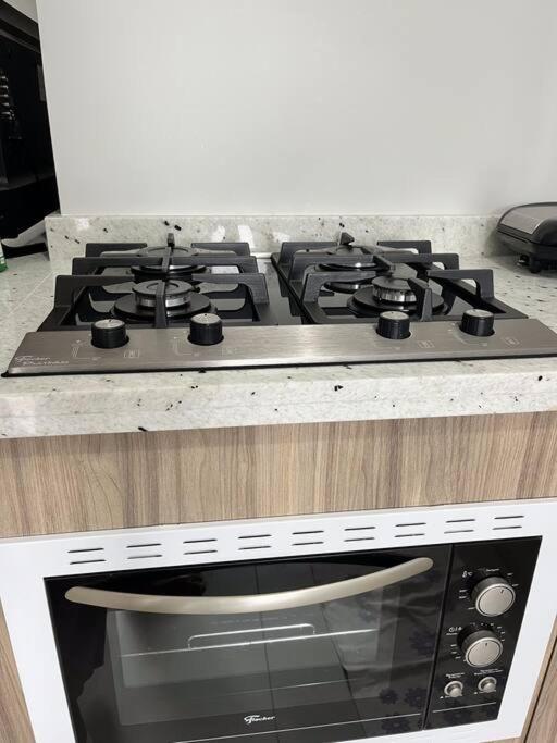 Apartamento 2 Suites Com Piscina E Churrasqueira, Ao Lado Da Ufsc Florianopolis Ngoại thất bức ảnh